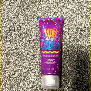 Hips Don’t Lie caffeinated body creme
